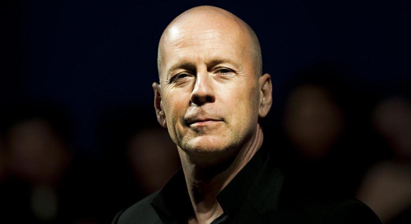 Hír jött Bruce Willisről: szívszorító fotókat osztott meg róla a lánya