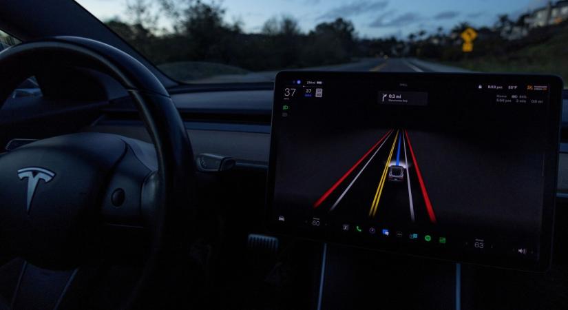 Olcsóbb lett a Tesla Full Self-Driving szoftvere