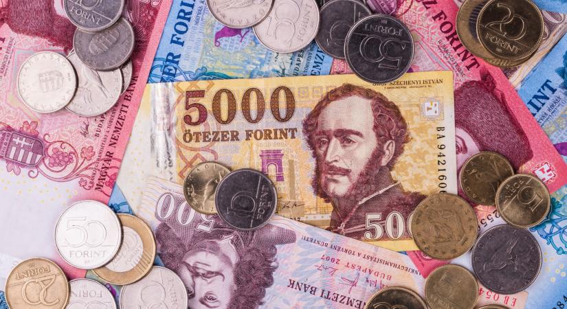 A magyar infláció óvatosságra int, de pánikolni még nem kell