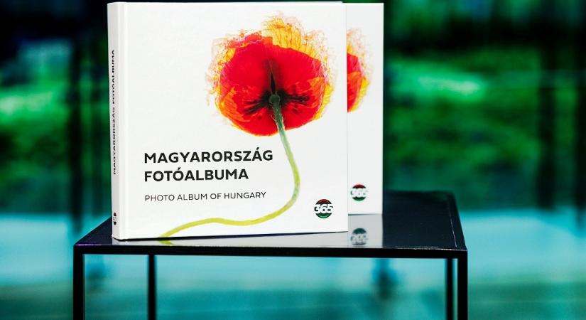 Megjelent a Magyarország fotóalbuma című kötet