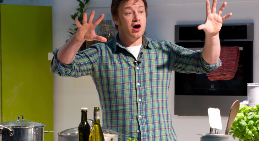 Lesújtó kritikával illették Jamie Olivert: ez verte ki a biztosítékot a rajongóknál