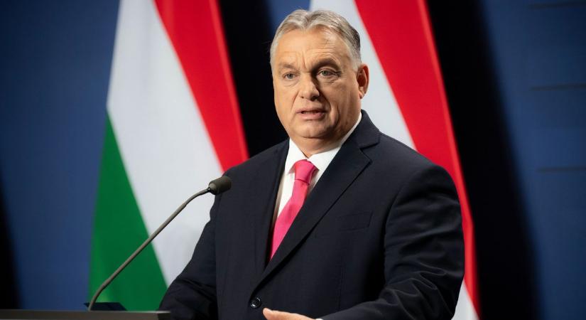 Orbán Viktor ellátogatott Győr belvárosába, folytatódott az országjárás