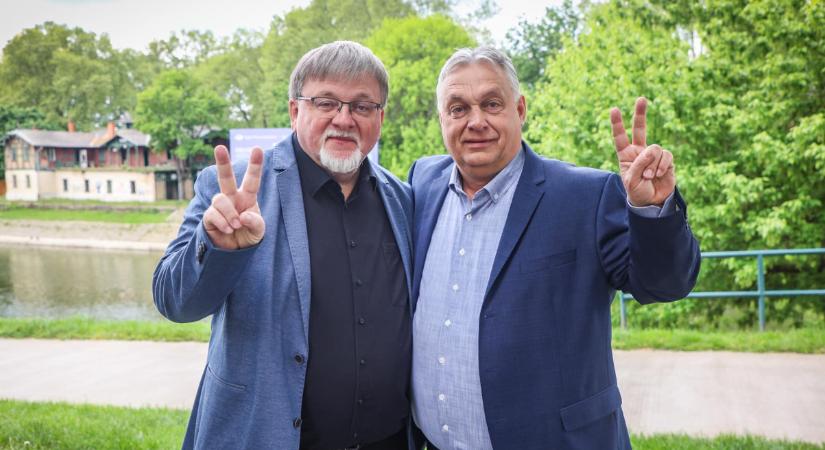 A magtári igehintés után Győrbe ment kávézni Orbán