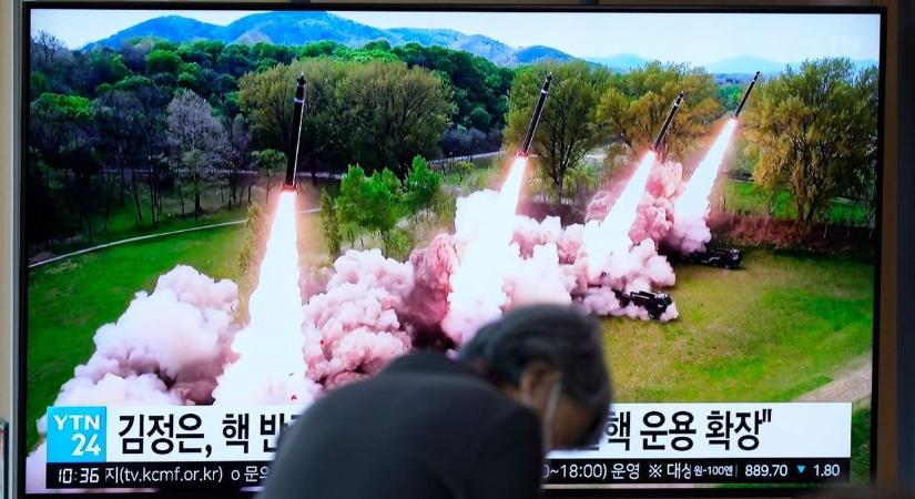 Atomháborús hadgyakorlatot tartott Észak-Korea - fotó
