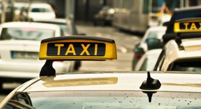 Félrevezethette a City Taxi a fogyasztókat a GVH szerint