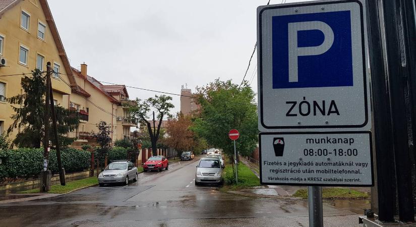 Bővítik a fizetős parkolózónákat Zuglóban májusban