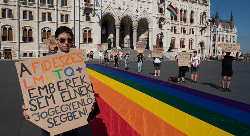 Segítene a Fideszen a Budapest Pride