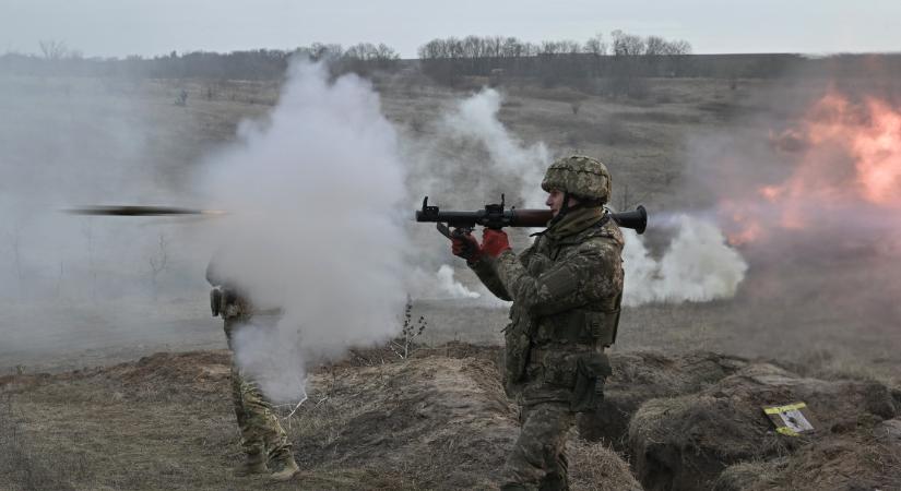 Közel 1,5 milliárdot dobtak össze a szlovákok Ukrajnának lőszerre