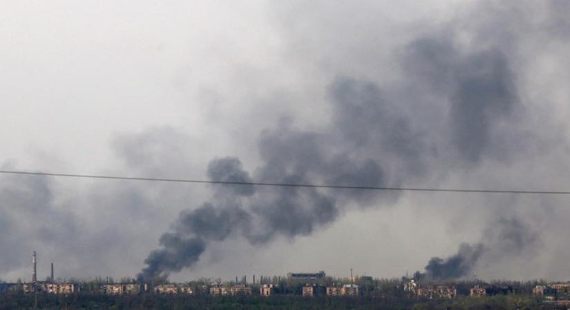 Ukrán kormányzó: Oroszország légibombát dobott egy Donyeck megyei városra, áldozatok