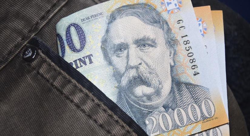 Kilőtt az átlagfizetés Magyarországon: 605 ezer forint fölé ment a KSH legújabb kimutatása szerint