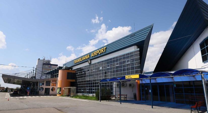 Új célállomásokra indulnak járatok a marosvásárhelyi repülőtérről