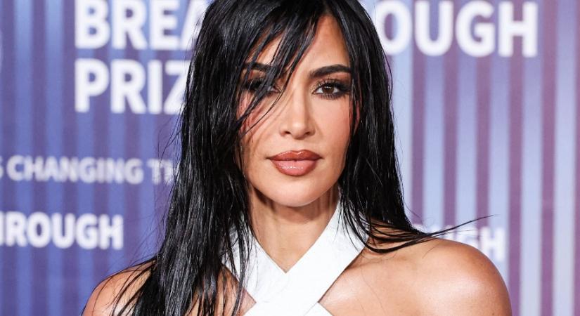 Kiderült, Kim Kardashian milyen bizarr dolgot kér az asszisztenseitől
