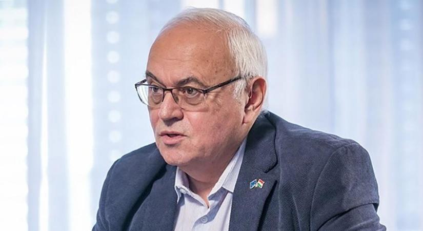 Megleckéztette a Magyar Nemzet propagandistáit a DK-s polgármester