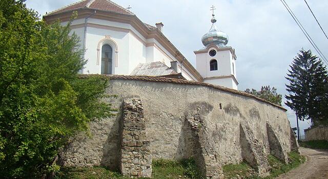 Már erdélyi templomot is díszít olyan feszület, amelyet Németországból „mentettek meg” a magyar johanniták