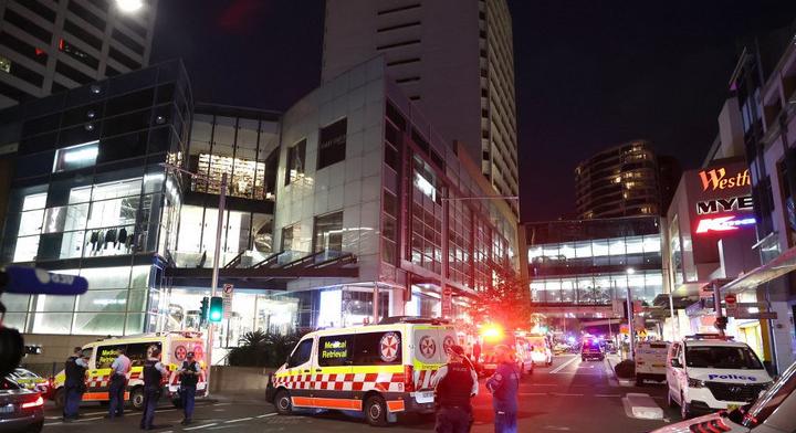 Házkutatásokat tartott az ausztrál terrorelhárítás a templomi késelés miatt