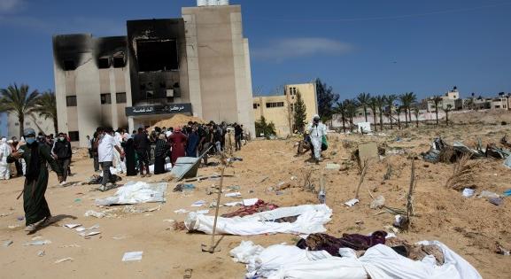 Az EU is vizsgálatot követel a gázai tömegsírok ügyében
