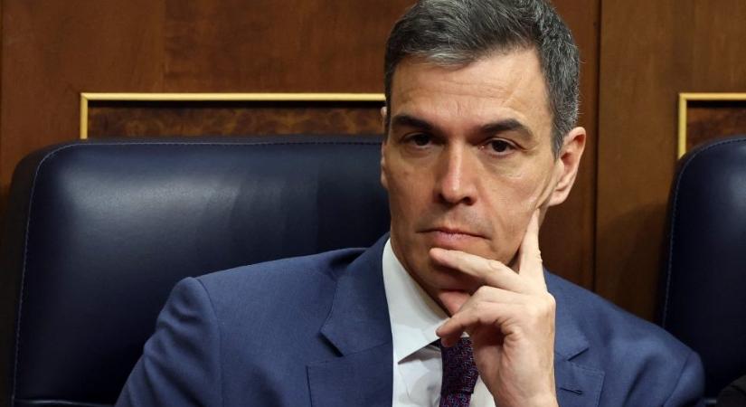 Hétfőig eldönti a spanyol miniszterelnök, hogy lemond-e