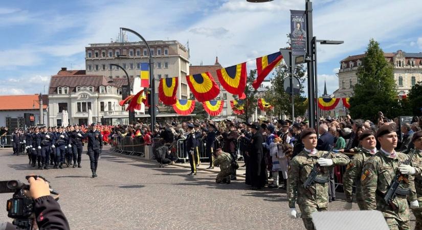 Brutális látlelet: román katonák masíroztak Nagyváradon