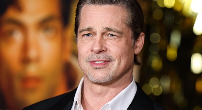 Sokkolja a rajongóit Brad Pitt arca - Mi történt vele?