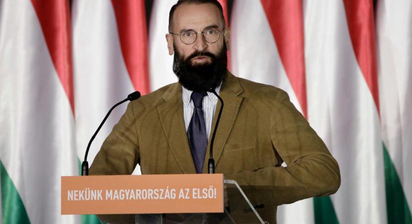 A magyar közvélemény jobban elítéli Szájert azért, mert elmenekült a rendőrök elől, mint a nála talált drog miatt
