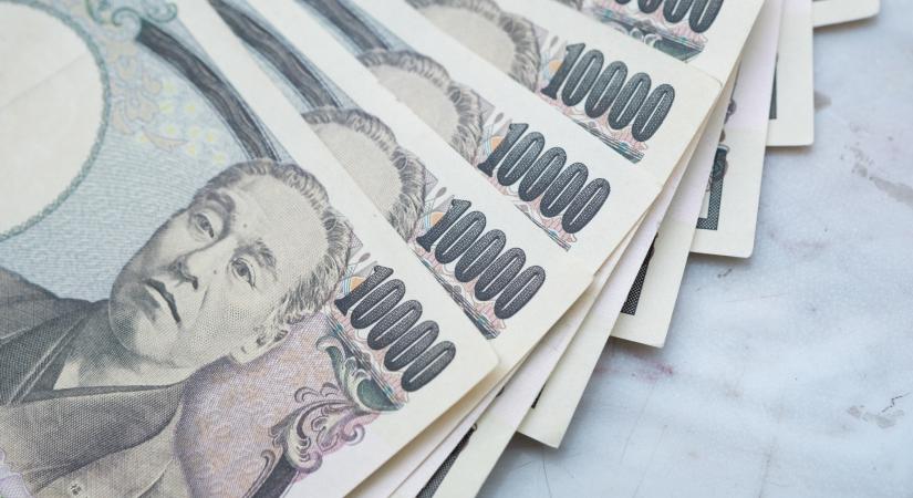 A japánok nem védik meg a jent – legalábbis egyelőre