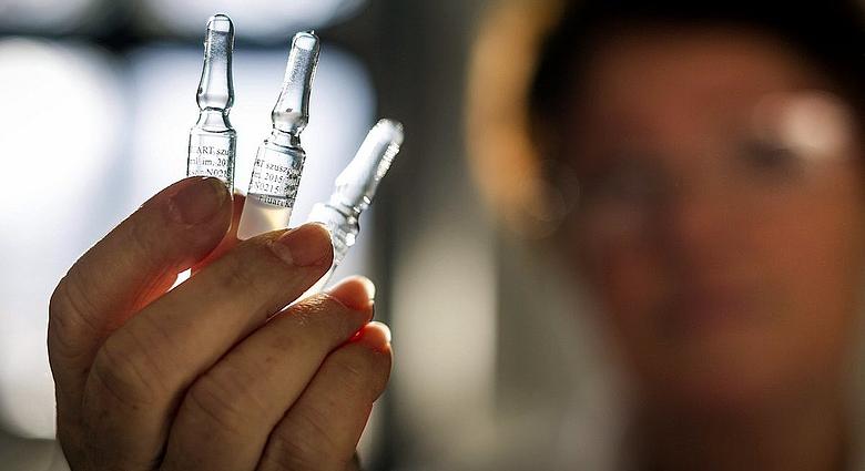 Magyarországon gyártott ampullákba kerül a Pfizer vakcina nagy része