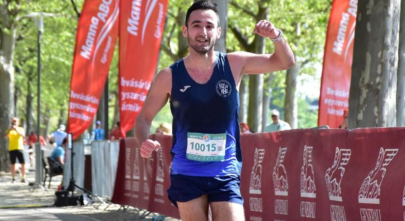 A SZoESE sportolója Balatonfüreden, 10,5 kilométeres távon végzett az élen