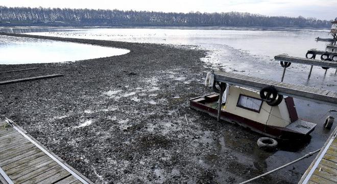 Készül a télre a Tisza-tó – FOTÓK