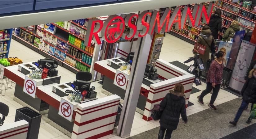 Több száz millió euróból bővíti üzlethálózatát a Rossmann