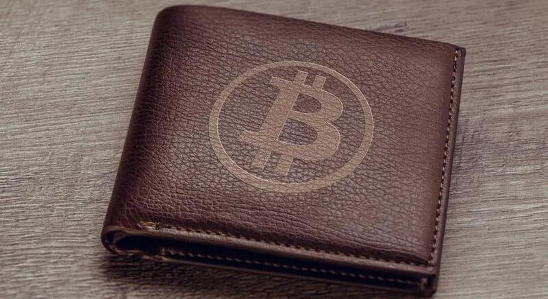 Megugrott az 1000 dollár feletti bitcoin-tárcák száma