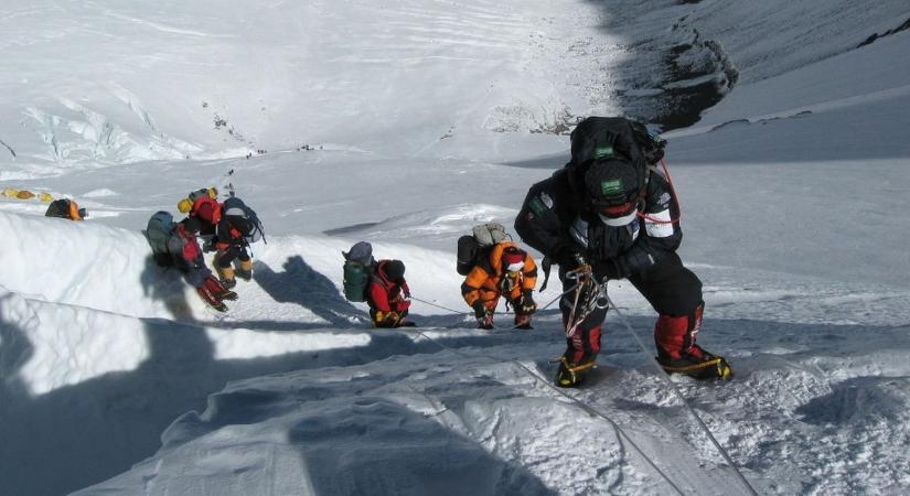 „Nem hozhatják le a férjem testét az Everestről!” – mondja Suhajda Szilárd felesége