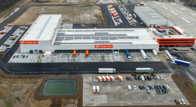 Elkészült a főváros közelében az osztrák logisztikai cég óriásprojektje