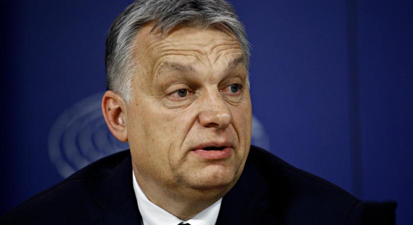 Orbán kicsit előrébb tolta, mert úgy jampecosabb