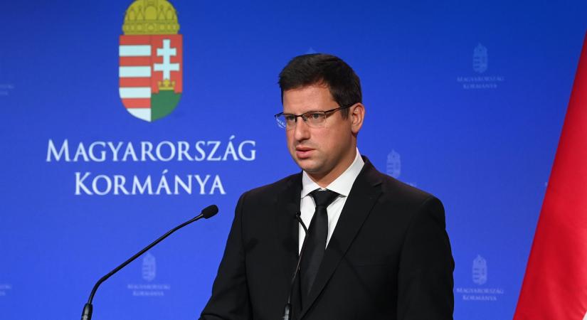 Gulyás Gergely: a magyar kormány továbbra is békepárti