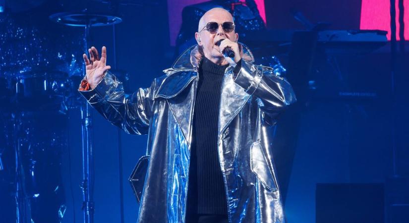 A Pet Shop Boys énekese hiányolja a világslágereket Taylor Swifttől