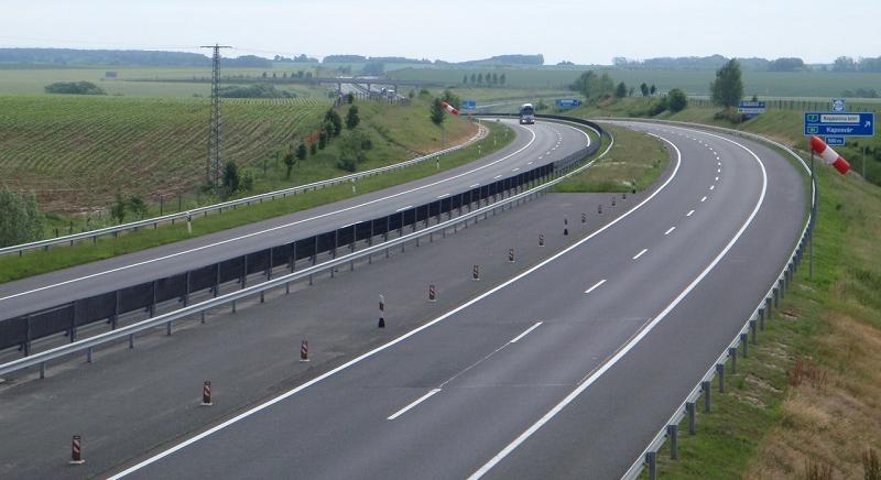 Nincs minden rendben a magyar autópálya-koncessziós szerződésekkel az Európai Bizottság szerint