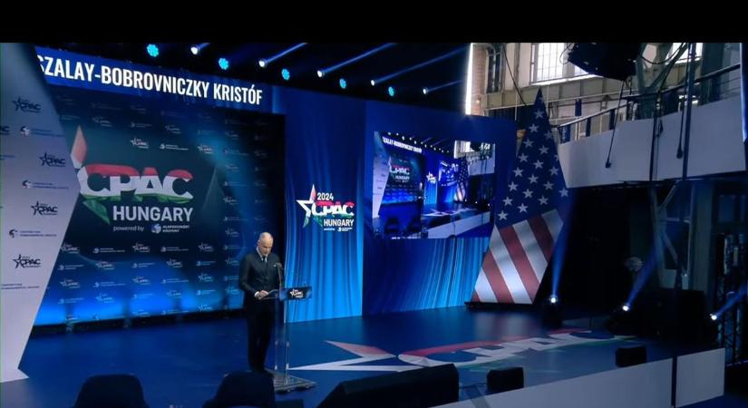 Szalay-Bobrovniczky Kristóf: A magyar kormány a béke pártján áll