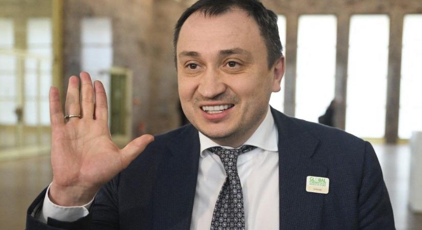 Gond nélkül letette a több millió hrivnyás óvadékot a korrupcióval vádolt miniszter