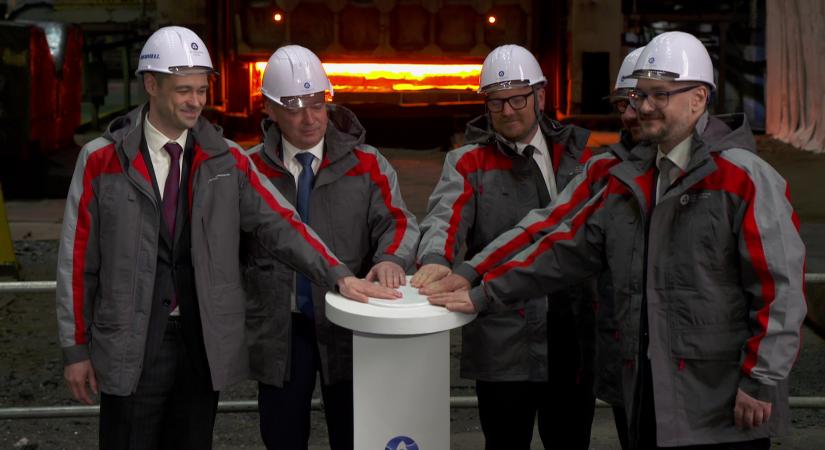 A Roszatom szentpétervári gyárában megkezdődött a Paks II. atomerőmű reaktortartályának gyártása  videó