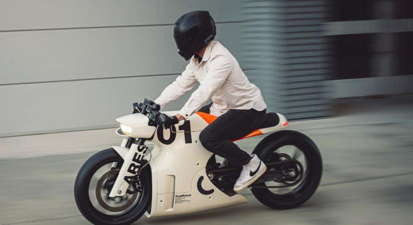 Analóg elektromos motorkerékpárt ígér a Real Motors