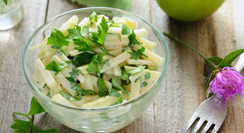 8 isteni recept zsenge karalábéval: főzeléknek és salátának is tökéletes