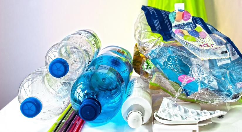 Műegyetemi tanulmányok szerint a vegyes műanyag palackhulladék kezelésére is van megoldás