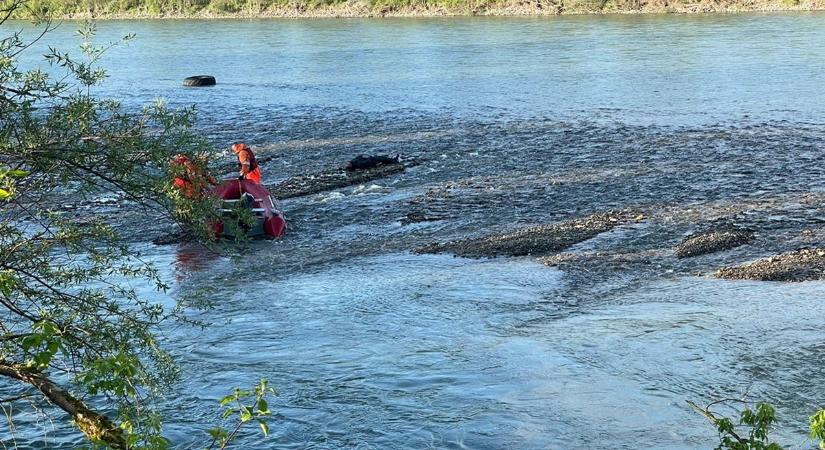 Kárpátalján két férfi holttestét találták meg a Tiszában