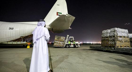 Átköltöztetik a dubaji nemzetközi repülőteret