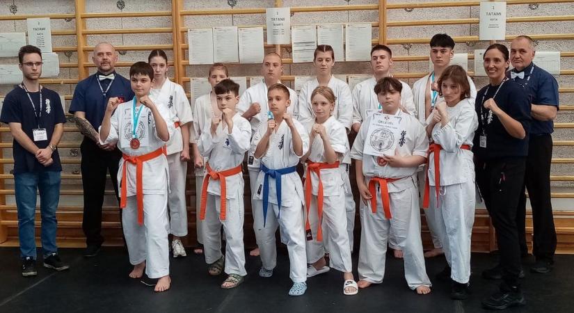 Borza Karate SE: öt éremmel bizonyították felkészültségüket az egriek