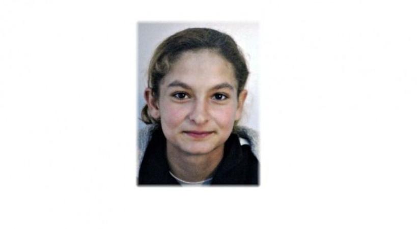 Eltűnt 17 éves lányt keresnek a tamási rendőrök