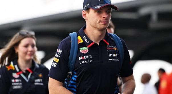 „Max nem élvezi a helyzetet a Red Bullnál” – Coronel