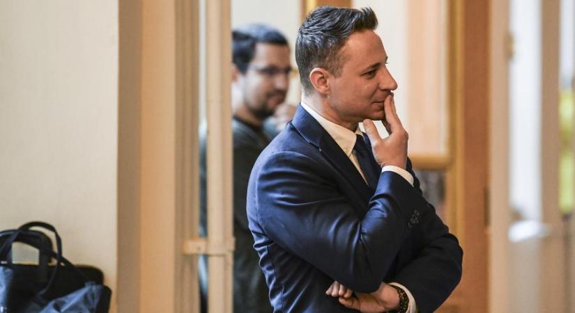 Schadl György egyik ügyvédjét indítja a Fidesz Zuglóban