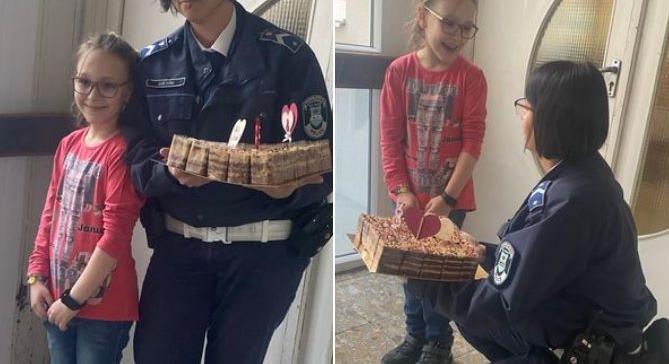 Rendőrök köszöntötték szülinapján a 8 éves kislányt