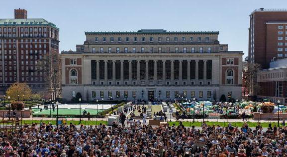 Visszavették a rohamrendőrök a Columbiai Egyetemet a palesztinpárti tüntetőktől